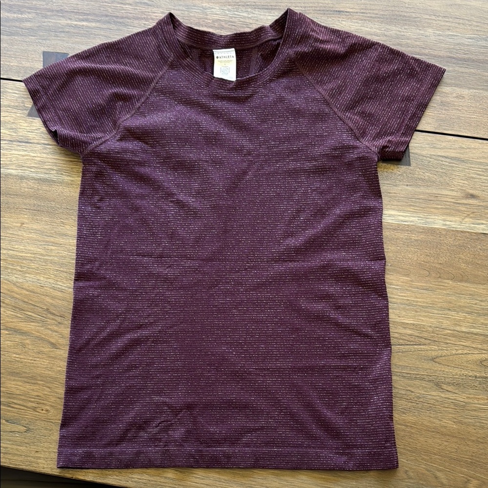Athleta top in Medium